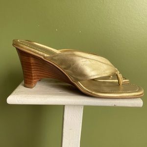 White Mountain sandals